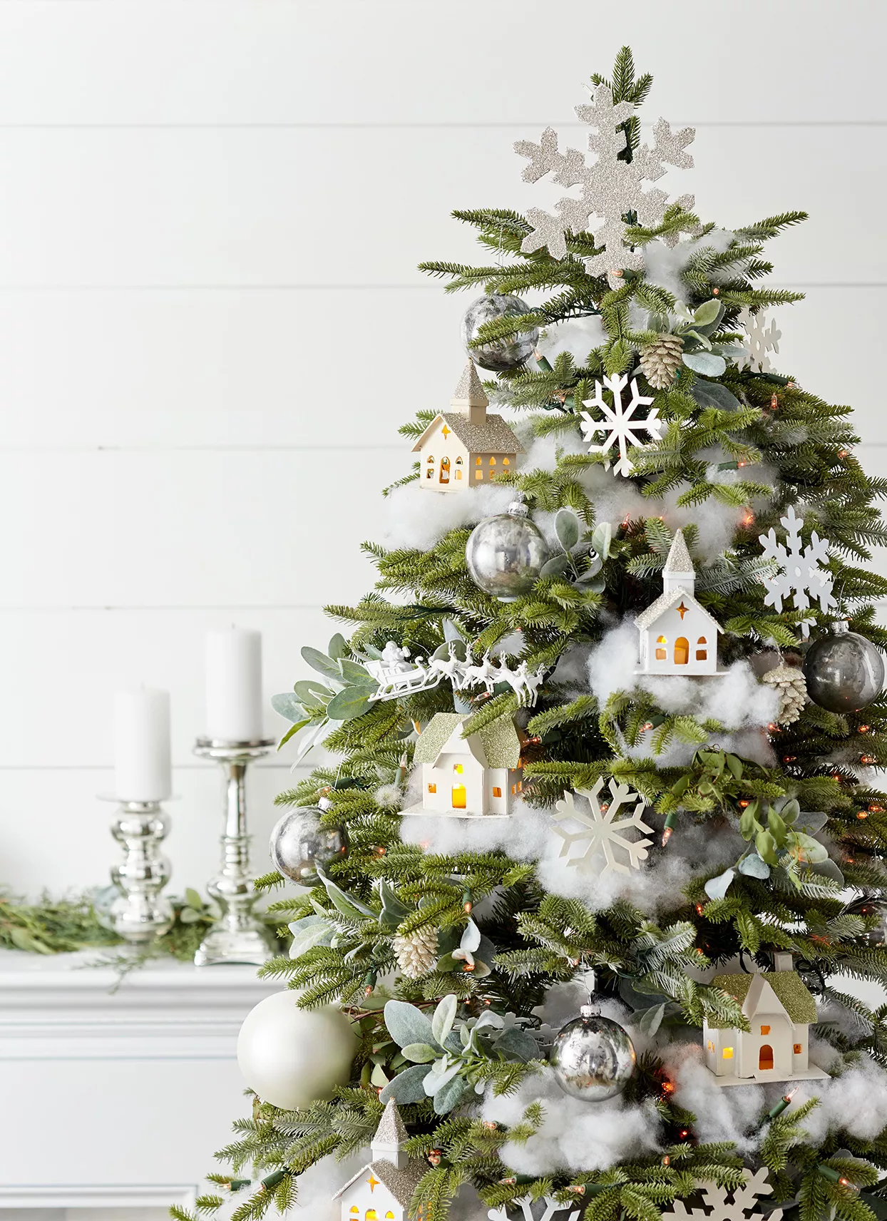 christmas tree with ornaments