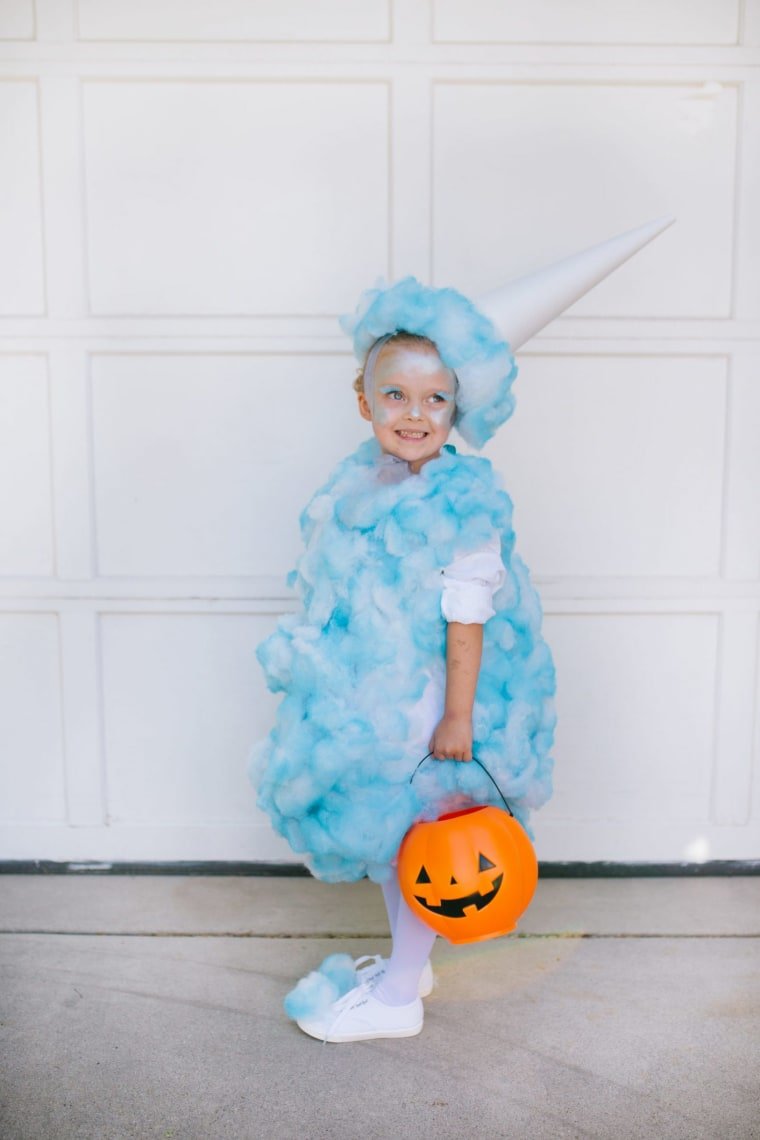 little girl dressed up as cotton candy for halloween